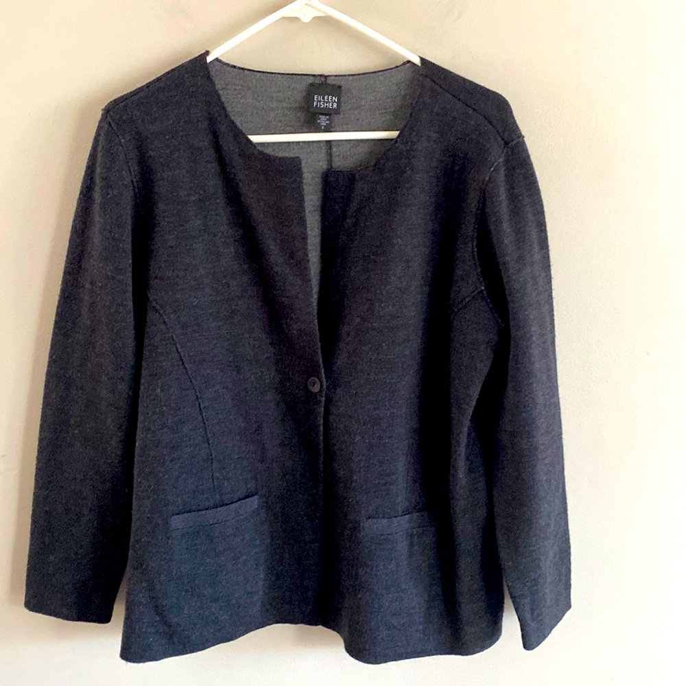 Eileen Fisher • 100% merino wool cardigan